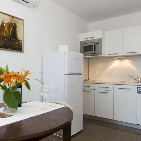 Olea アパート ルンバルダ