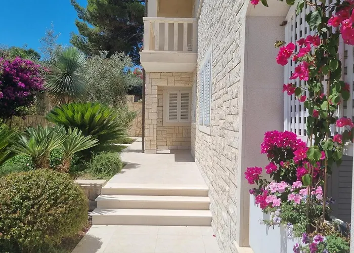 Olea Διαμέρισμα *